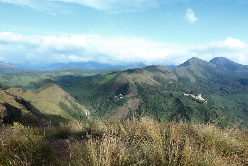 Abad Copper Castle Resort มุนนาร์ ภายนอก รูปภาพ