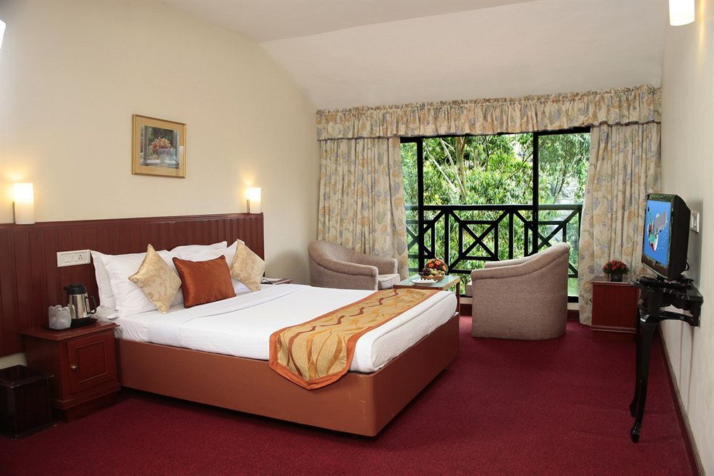 Abad Copper Castle Resort มุนนาร์ ภายนอก รูปภาพ