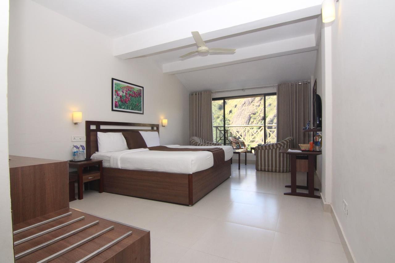 Abad Copper Castle Resort มุนนาร์ ภายนอก รูปภาพ