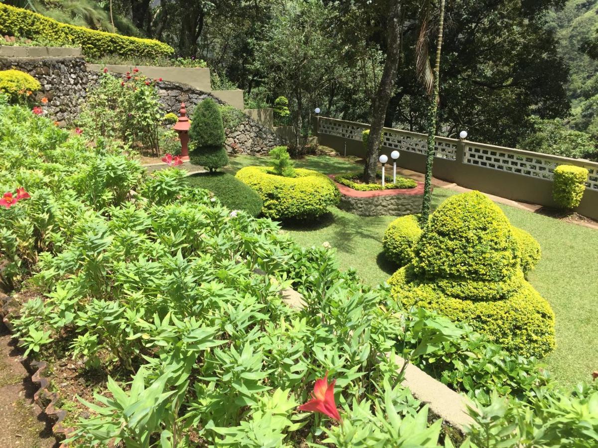 Abad Copper Castle Resort มุนนาร์ ภายนอก รูปภาพ