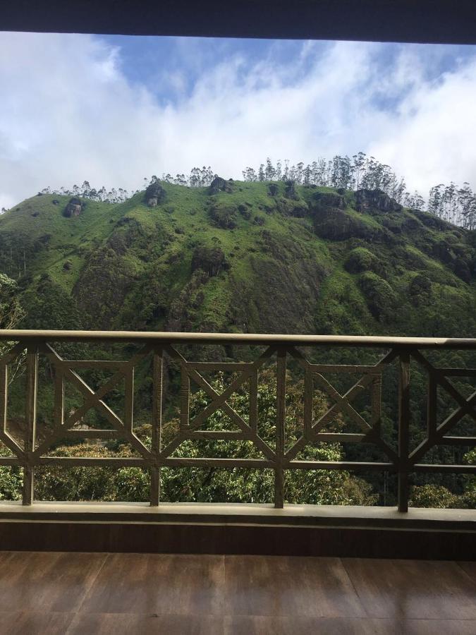 Abad Copper Castle Resort มุนนาร์ ภายนอก รูปภาพ
